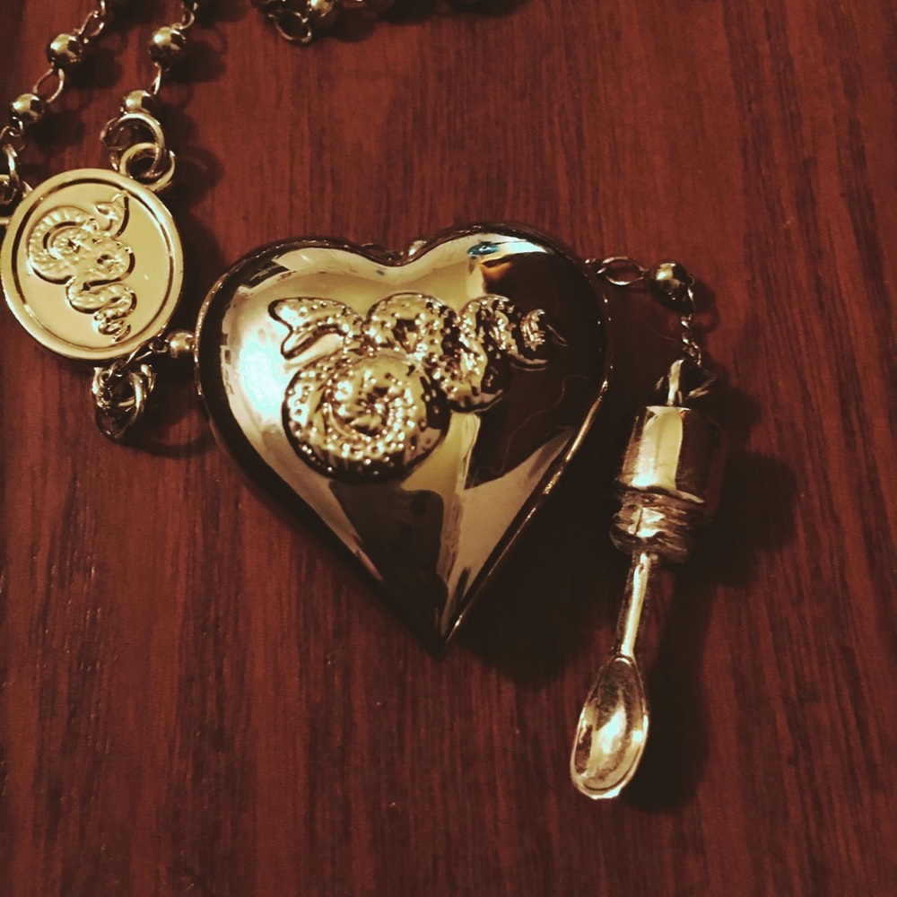 Lana Del Rey necklace